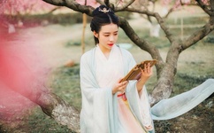 全黄h全肉撅起屁股挨打